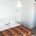 מלון Spot בליאל