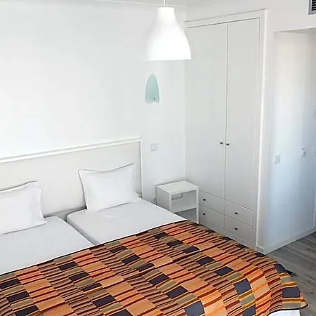 Spot Hotel 2*